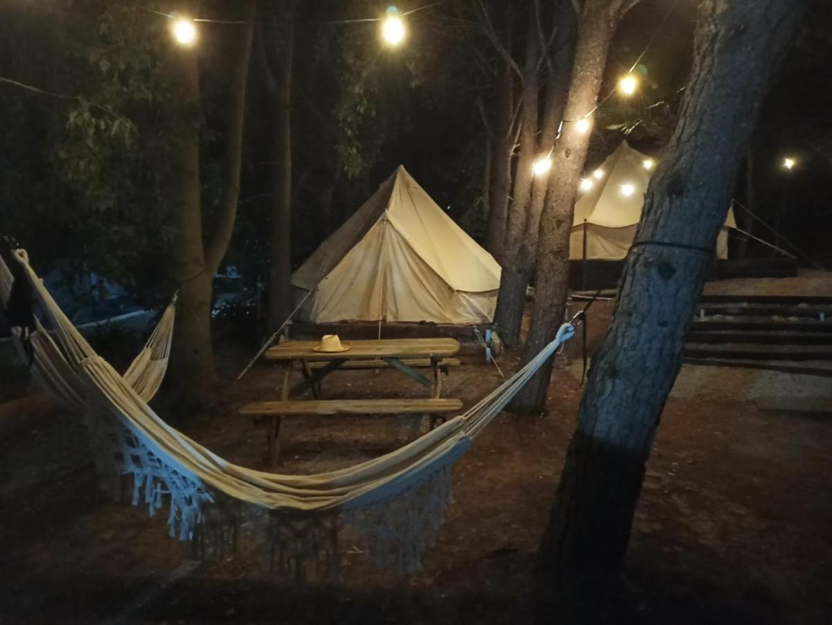 Bungalows Y Glamping Medina Sidonia ภายนอก รูปภาพ